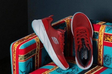 SKECHERS
