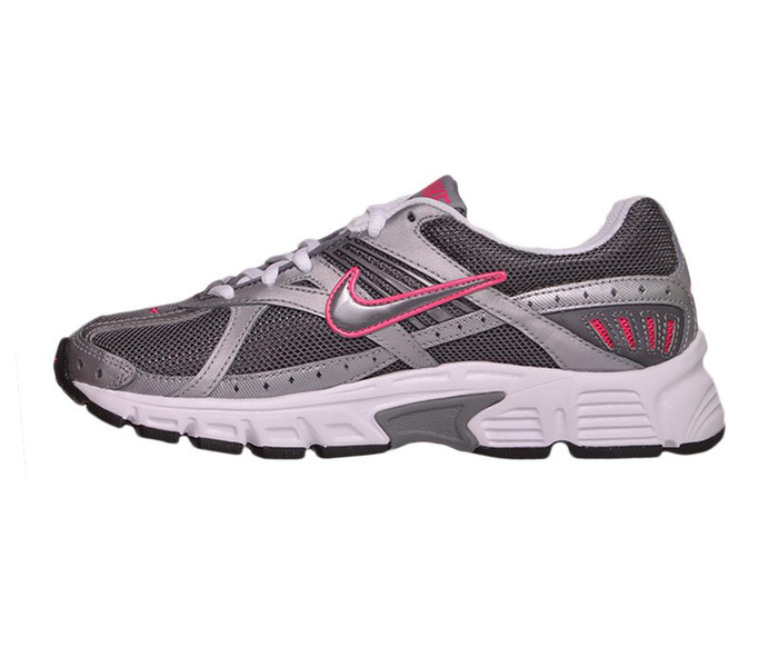 Nike on sale xccelerate trainers